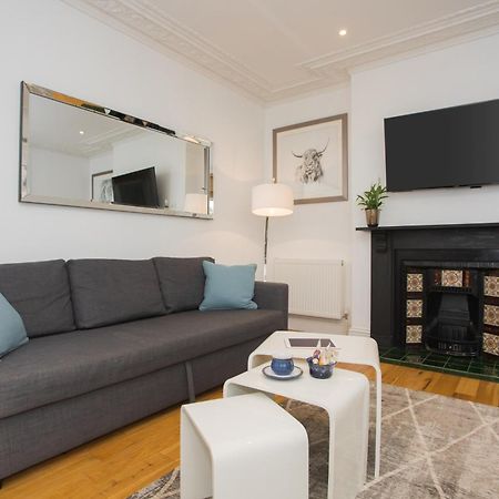 Spacious Apartments Bath Exterior foto