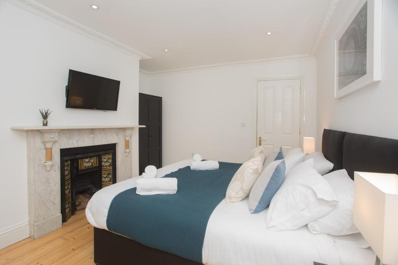 Spacious Apartments Bath Exterior foto