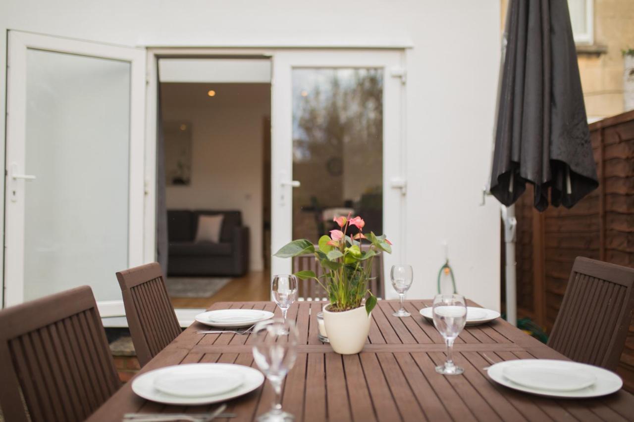 Spacious Apartments Bath Exterior foto