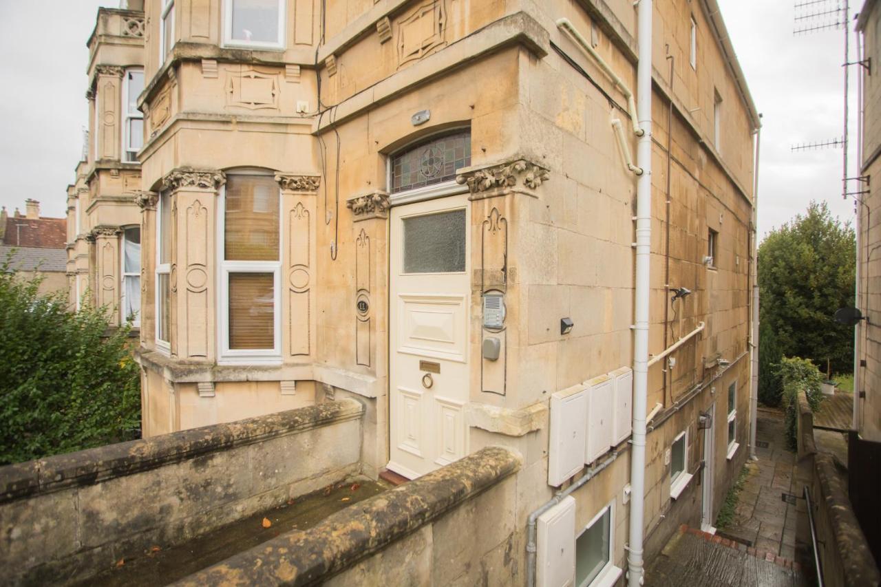 Spacious Apartments Bath Exterior foto
